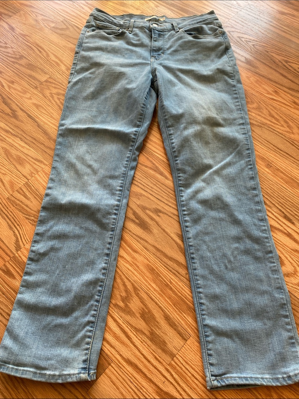 Women’s Light Blue Classic Straight Jeans with Stretch Size 29 Denim  Fall